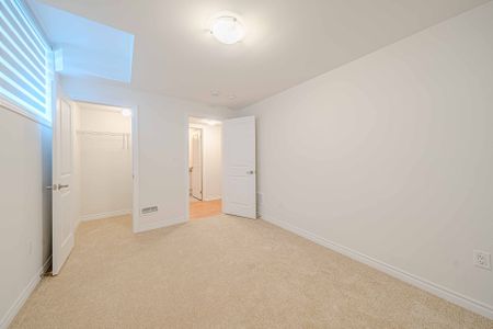 For Lease - 137 Terry Fox Drive Unit# Basement, Barrie, Ontario - Photo 2