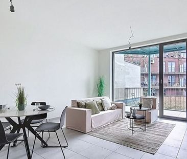 Appartement te huur in Antwerpen voor € 950 met 1 slaapkamer - Photo 3