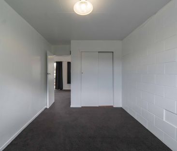 One Bedroom Apartment, Close to CBD - Photo 3