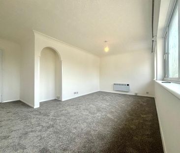 Ochard Court, The Island, Longford West Drayton, UB7 - Photo 3