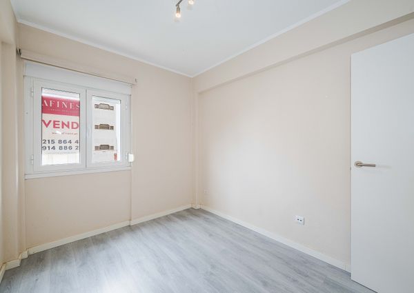 APARTAMENTO T4 EM ALFRAGIDE MOBILADO