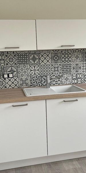 Location Appartement 1 pièce 37m² CHATEAUROUX 36000 - Photo 1