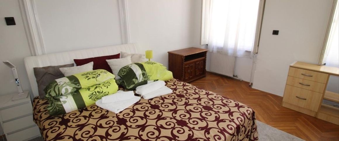Kiadó felújított lakás - Pécs - Fotó 1