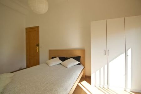 Paseo de Santa María de la Cabeza, Madrid, Community of Madrid 28045 - Foto 2