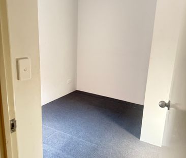 Ellenbrook - Photo 1