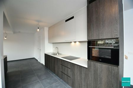 VOLZET- Appartement met groot terras en 2 slaapkamers - Photo 3