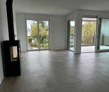 Moderne 4.5-Zimmer-Neubauwohnung mit Balkon und schöner Aussicht in... - Foto 5