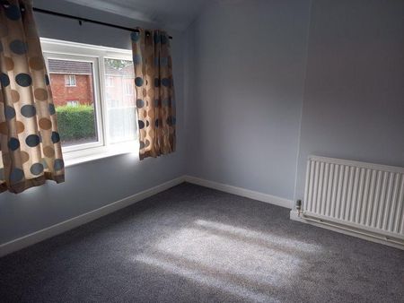 2 bedroom terraced house to rent - Photo 3