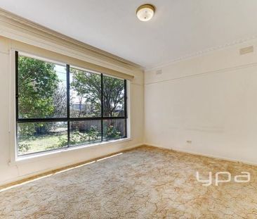 152 East Street, HADFIELD - Photo 3