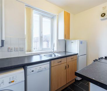 1 bed flat to rent in Beaumont Terrace, Newcastle Upon Tyne, NE3 - Photo 2