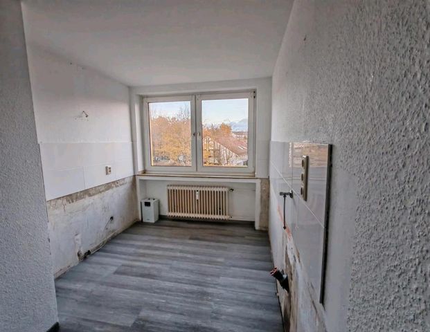 ab sofort 3 Zimmer zum Vermieten Köhler Str 14 - Photo 1