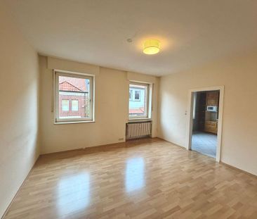 Charmante Altbau-Wohnung mit 4 Zimmern und Balkon in Ankum - Photo 2