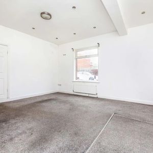 1 Bed Flat, Hinde Street, S4 - Photo 2
