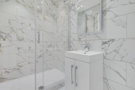 Ravenscroft Avenue, London, NW11 - Photo 3