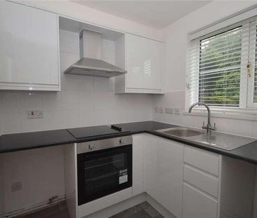Walton Grange, Bath Road, Swindon, SN1 - Photo 1