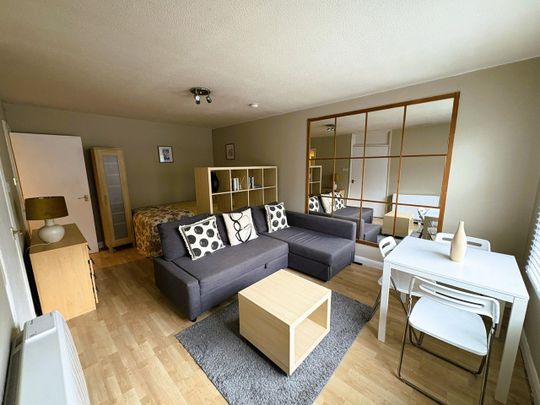 Studio Flat, Paxton Road, SE23 - Photo 1