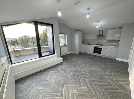 3 bedroom penthouse to rent - Photo 1