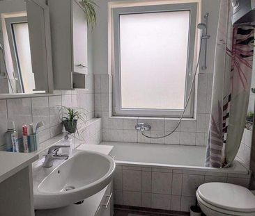 CORDULA IMMOBILIEN solide 3 Raumwohnung mit Balkon zu vermieten COR... - Foto 2