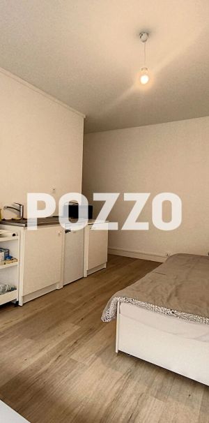 A LOUER : STUDIO -- 22 M² - SECTEUR PORT DE PLAISANCE - Photo 1