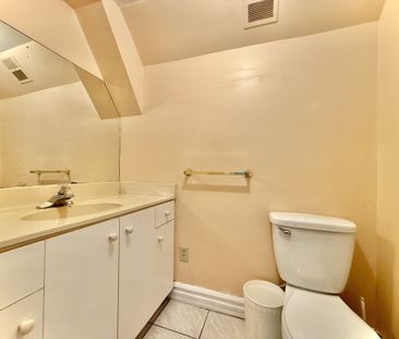 For Lease - 4 Shepton Way, Toronto, Ontario - Photo 6