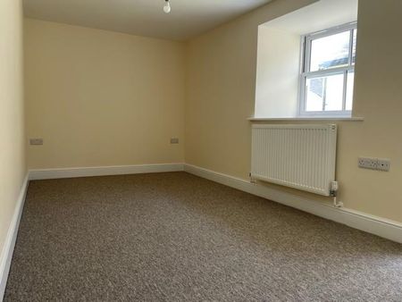 3 bedroom apartment to rent - Photo 5