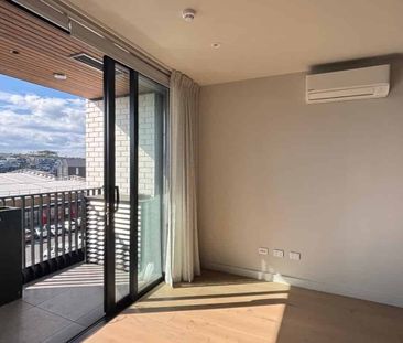 Elementum living - One bedroom apartment and carpark - Photo 1