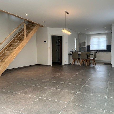 DUPLEX APP te Bekkevoort : 3 slpks, terras, 2 stpls - Photo 1