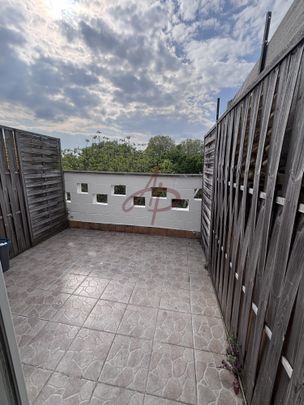 Location Appartement 1 pièce 17m² ROUBAIX 59100 - Photo 1