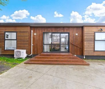 Easy Living in Papakura Ã¢Ãâ¬Ã" 3 Bedroom Home with Outdoor Flow - Photo 1