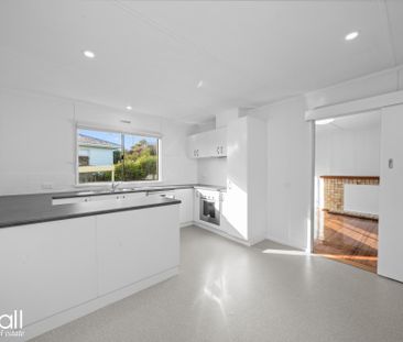 Conveniently Located Family Home - Photo 4