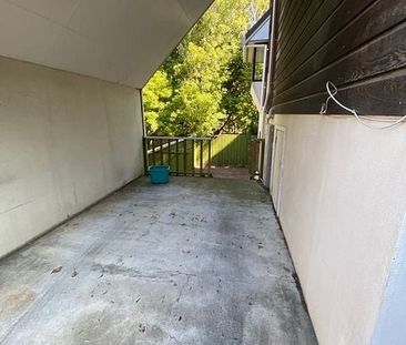 QUIET CUL-DE-SAC TOWNHOUSE - Photo 6
