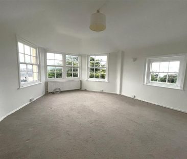 3 bedroom apartment to rent - Photo 1