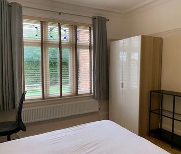 5 Bed Detached House, Balmoral Avenue, NG2 - Photo 5