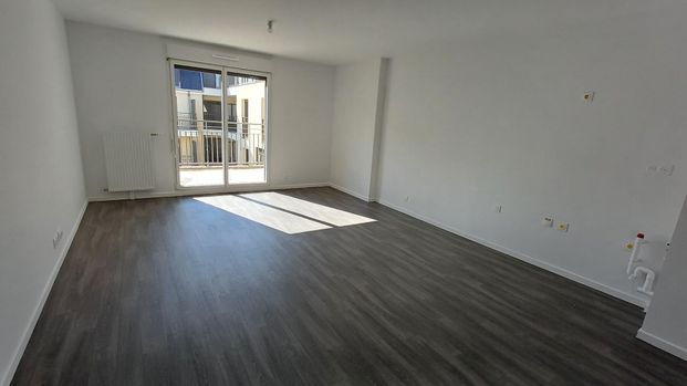 location Appartement T2 DE 46.53m² À DOURDAN - Photo 1