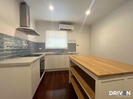 Comfortable Living in a Convenient Coastal Location - Photo 3