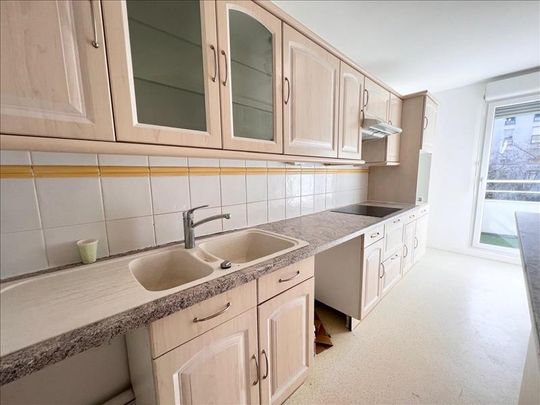 4 pièces - 70 m² - 1er étage - Colocation non autorisée - Photo 1