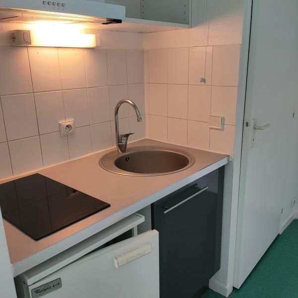 Location Appartement 1 pièce 15m² LE HAVRE 76600 - Photo 1