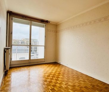 Location Appartement 4 pièces 84m² ORLEANS 45100 - Photo 1