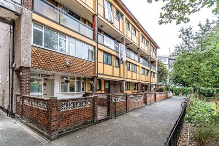 3 bedroom flat to rent - Photo 2