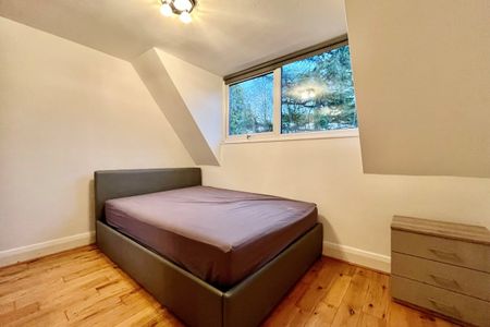 Old Park Road - Photo 3