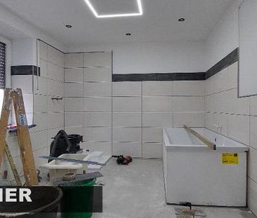 neu saniert, mit Garage und Terrasse und Lichtkonzept - Photo 1