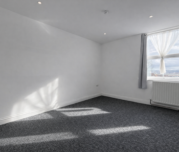 Hillside Avenue, Strood - Photo 5