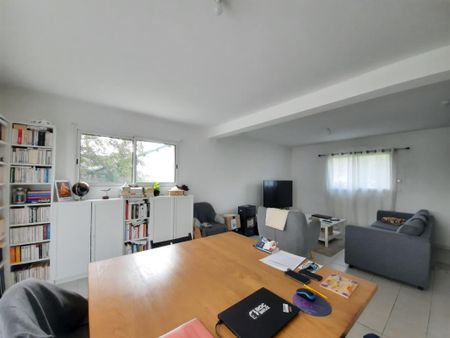 Maison T6 à louer Guignen - 99 m² - Photo 4