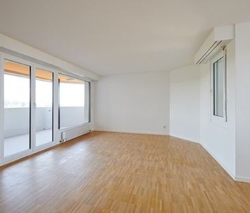Herrliche Sicht auf See und Umgebung im 11. Obergeschoss - Photo 6