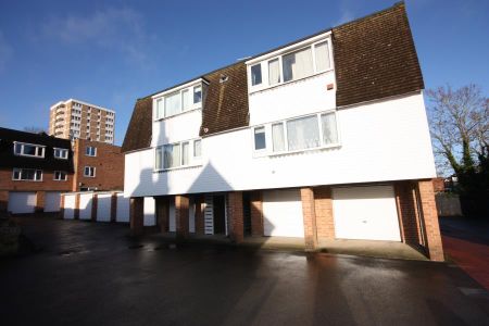 Bury Street, Guildford, GU2 4AN - Photo 4