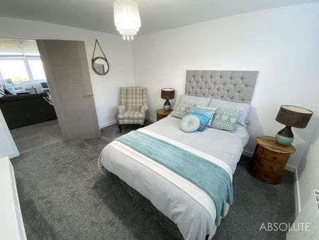 2 bedroom ground floor flat to rent - Photo 4