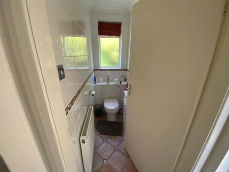 3 bed house to rent in Hartland Drive, Edgware, HA8 - Photo 5