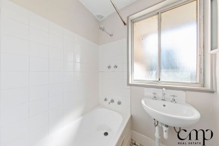 24 Peppin Crescent, Airds NSW 2560 - House For Rent | Domain - Photo 5