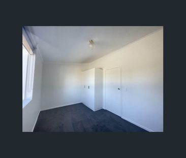 Modern & Convenient Living in the Heart of Box Hill - Photo 6