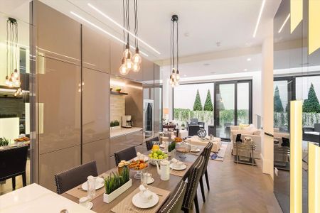 5 bedroom terraced house to rent - Photo 5